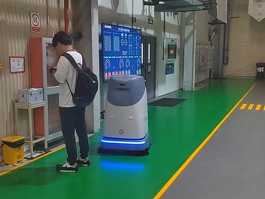 “老頭樂”上不了高速，坦力車間智能洗地車卻能“暢行”車間清潔路