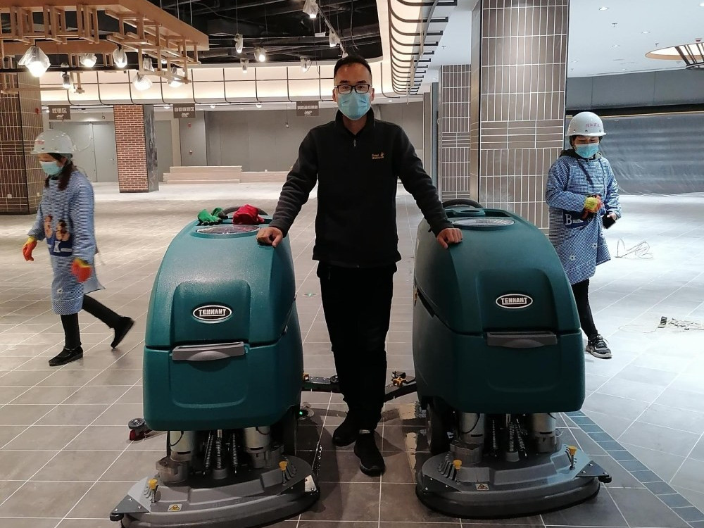 商業(yè)洗地機哪個牌子好？