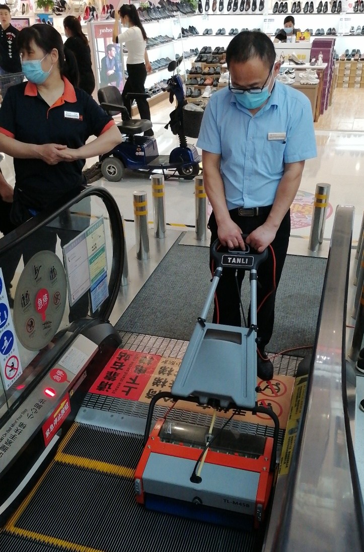 扶梯清洗機 扶梯清洗機