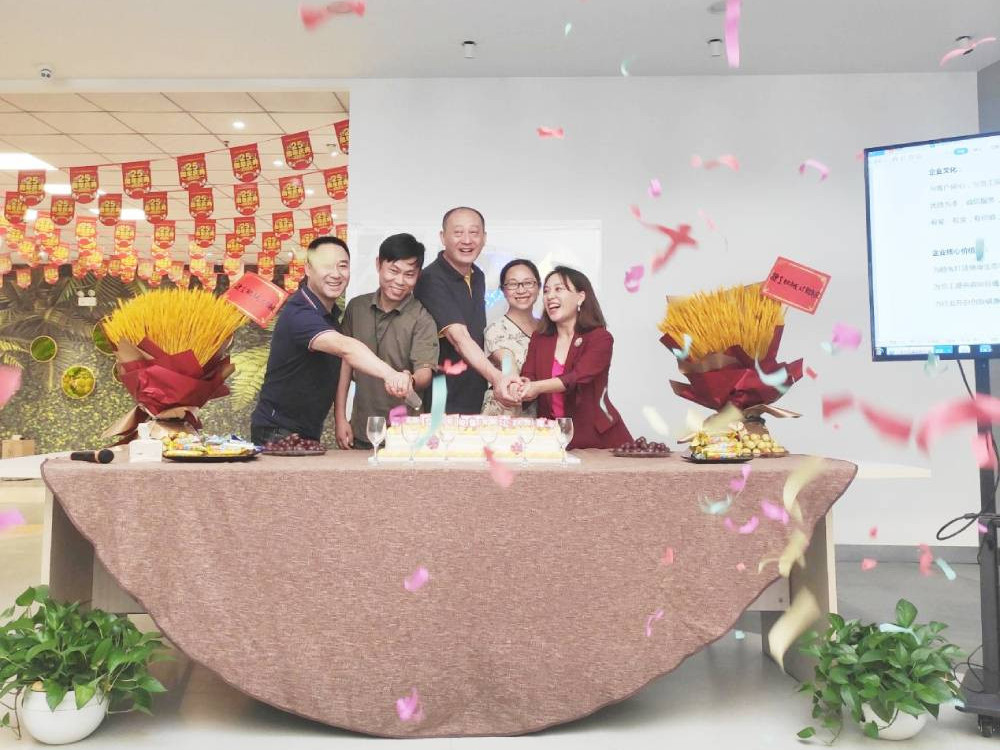 風(fēng)華正茂·感恩同行——捷立機(jī)械二十五周年慶活動(dòng)圓滿(mǎn)落幕