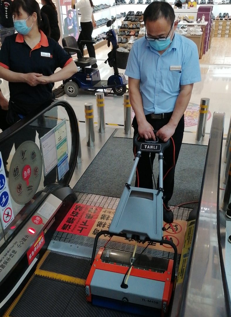扶梯清洗機(jī) 扶梯清洗機(jī)