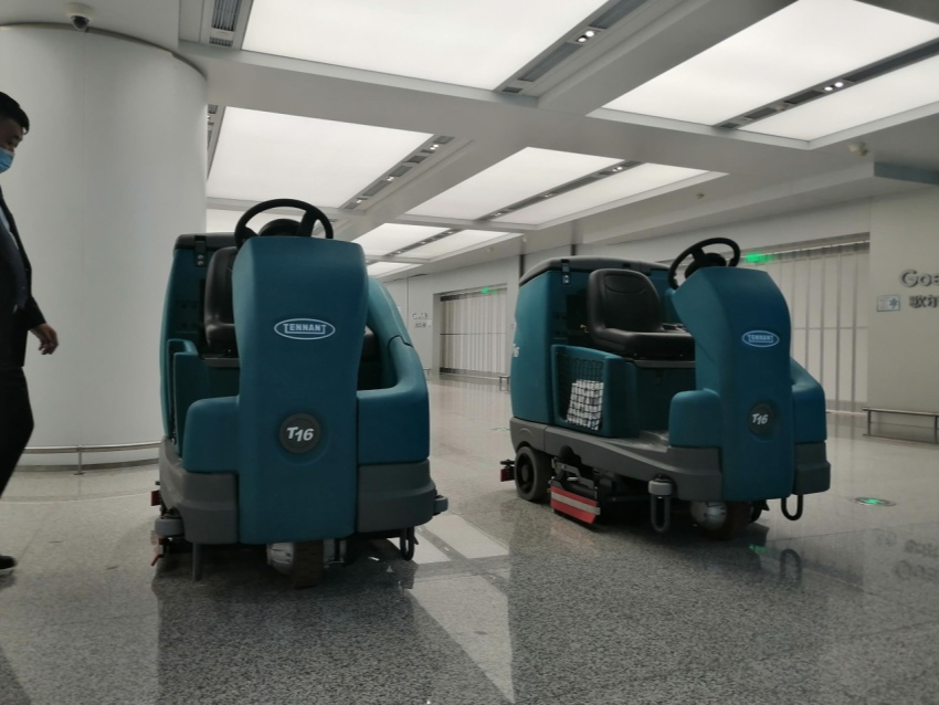 洗地機(jī)是租還是買(mǎi)？看完你就知道