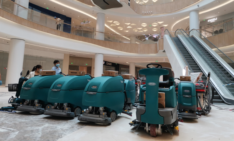 自動洗地機(jī) 自動洗地機(jī)